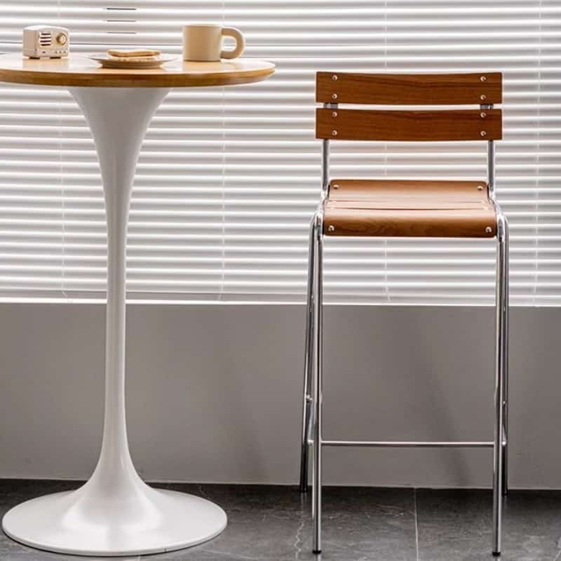 Ghế bar sắt nghệ thuật mặt gỗ uốn cong độc đáo GB612