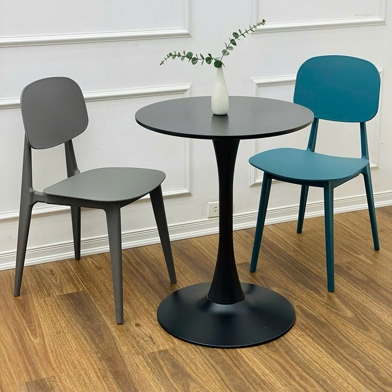 Bộ bàn ghế Bunny kết hợp bàn TULIP nhựa đúc GC796