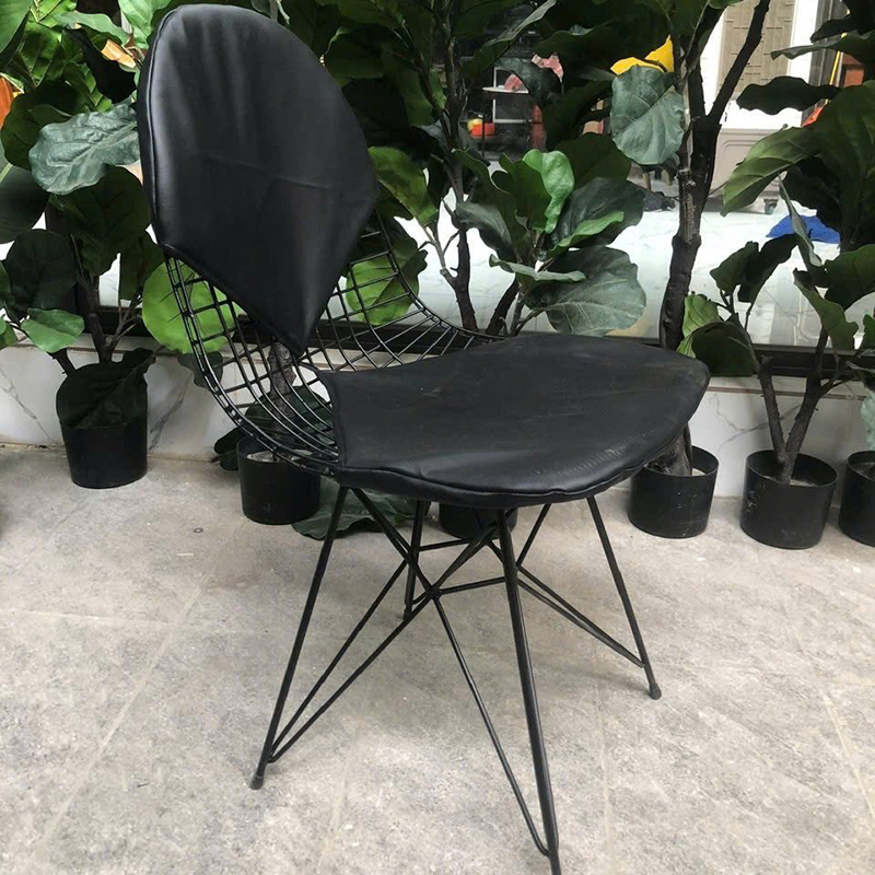 Bộ bàn ghế cafe khung sắt mặt ghế bọc nệm da PU GC997