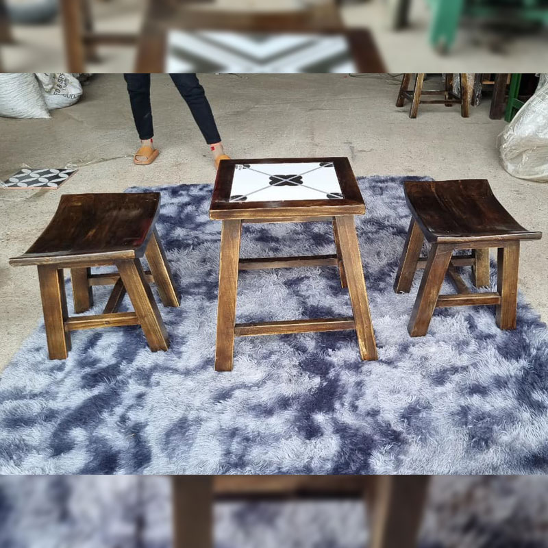 Bộ bàn ghế gỗ cafe phong cách Vintage mộc mạc, hoài cổ GC586