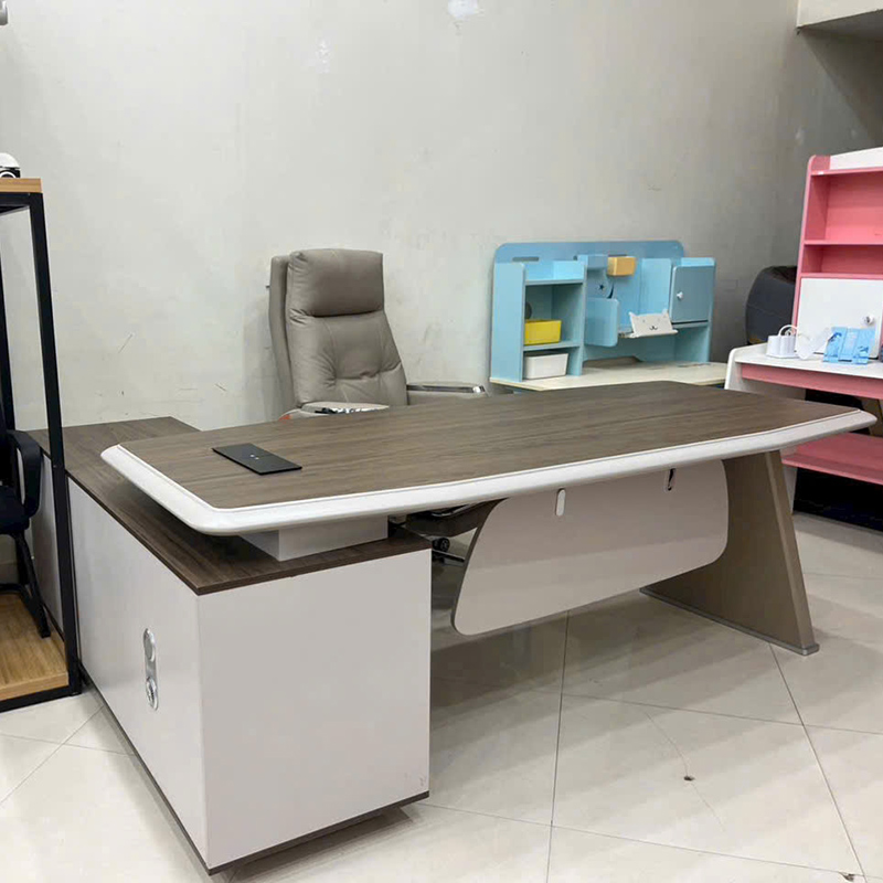 Bàn làm việc giám đốc chữ L thiết kế sang trọng hiện đại BG001