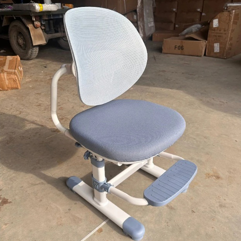 Ghế ngồi học cho bé Y19 đệm ghế dày, êm ái giúp bé ngồi học thoải mái hơn BH007