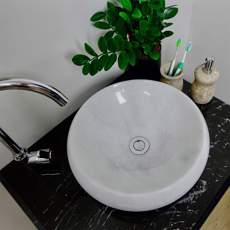Lavabo đá cẩm thạch sở hữu màu trắng tinh tế đầy cuốn hút LA012