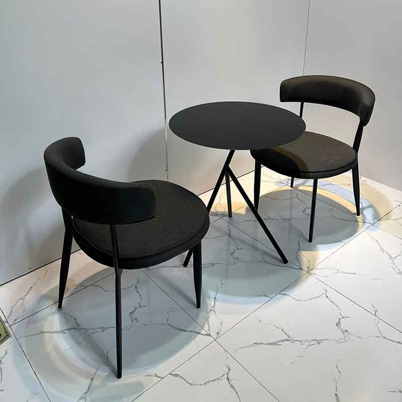 Bộ bàn ghế chân sắt mặt đệm siêu xinh cho quán cafe GC911