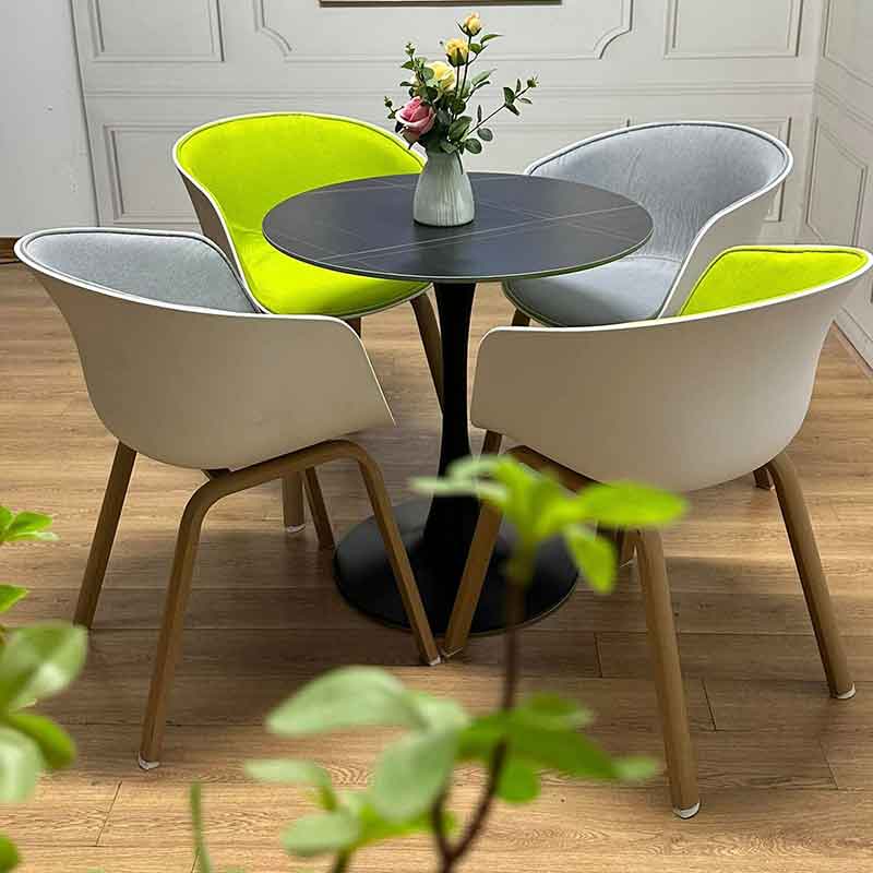 Set bàn ghế cafe đẹp với mẫu ghế HAY đệm GC970