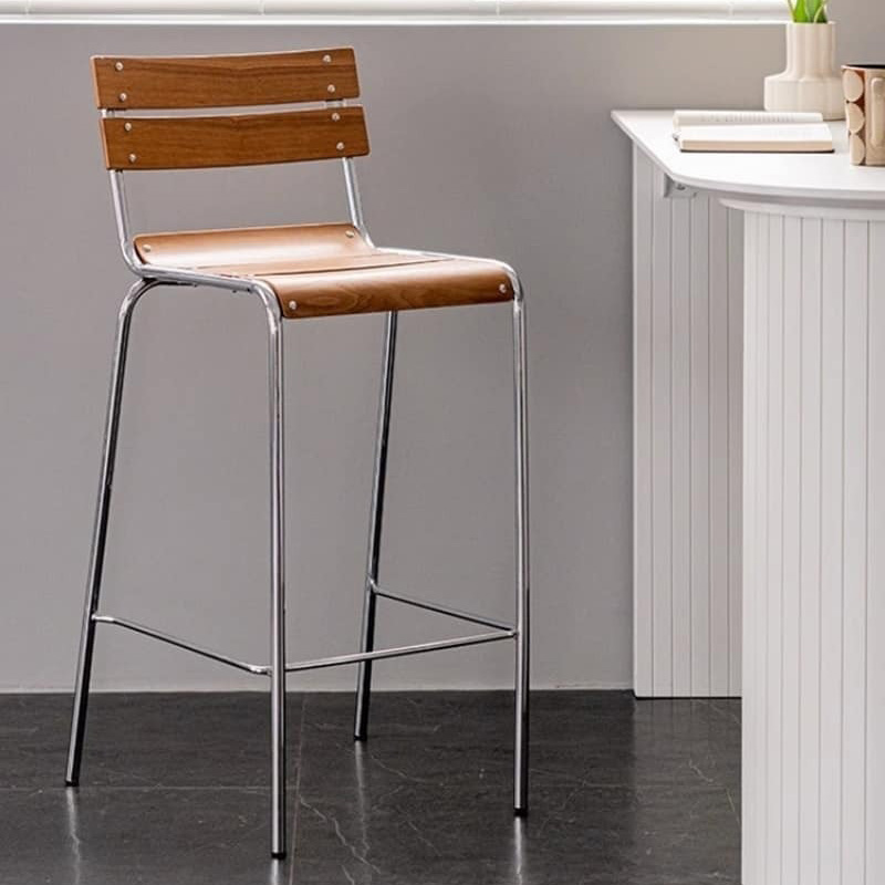 Ghế bar sắt nghệ thuật mặt gỗ uốn cong độc đáo GB612