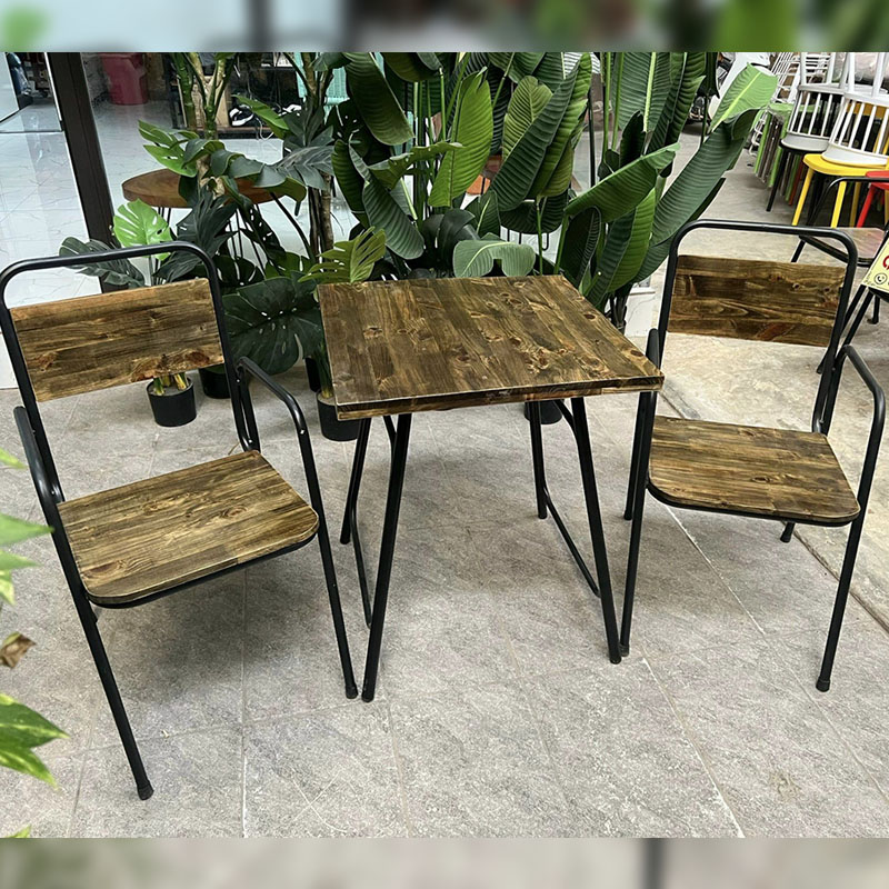 Bộ bàn ghế cafe, quán ăn chân sắt mặt gỗ tự nhiên GC904
