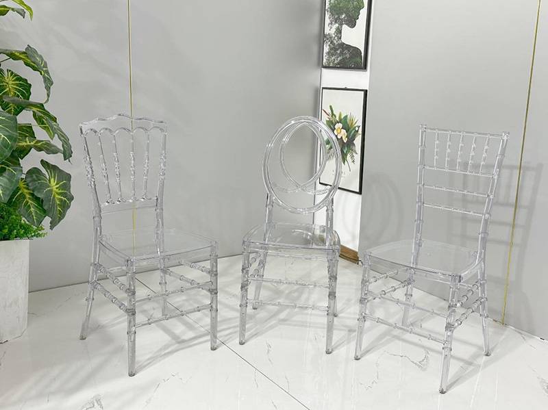 Ghế sự kiện tiệc cưới CHIAVARRIS trong suốt thiết kế lắp ghép thông minh GC837