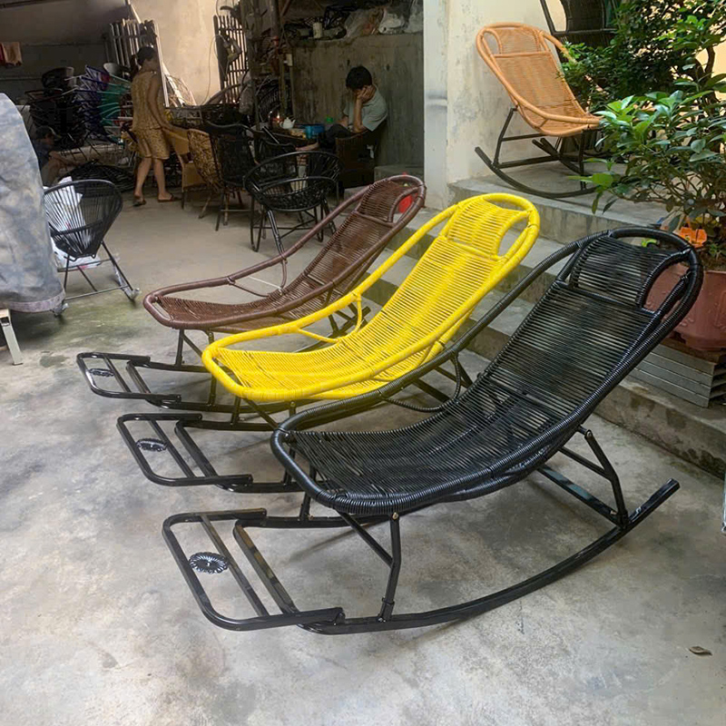 Ghế bập bênh mây nhựa thư giãn ban công ngoài trời BM514