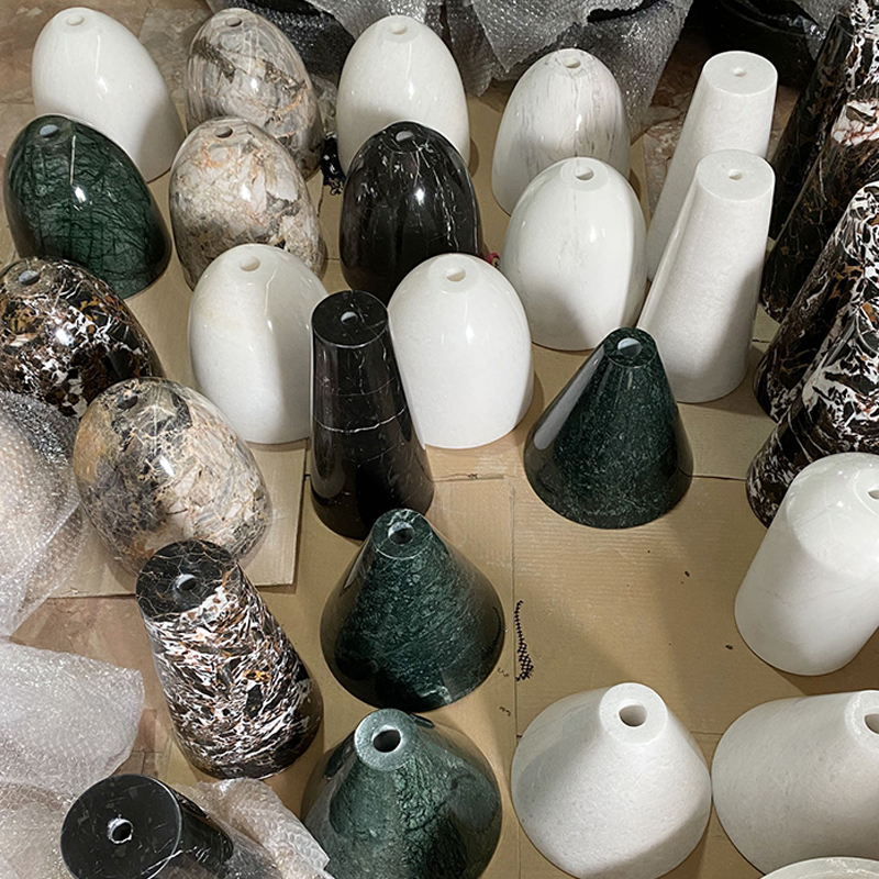 Bàn tab đá da báo tự nhiên hình thang nguyên khối BC702