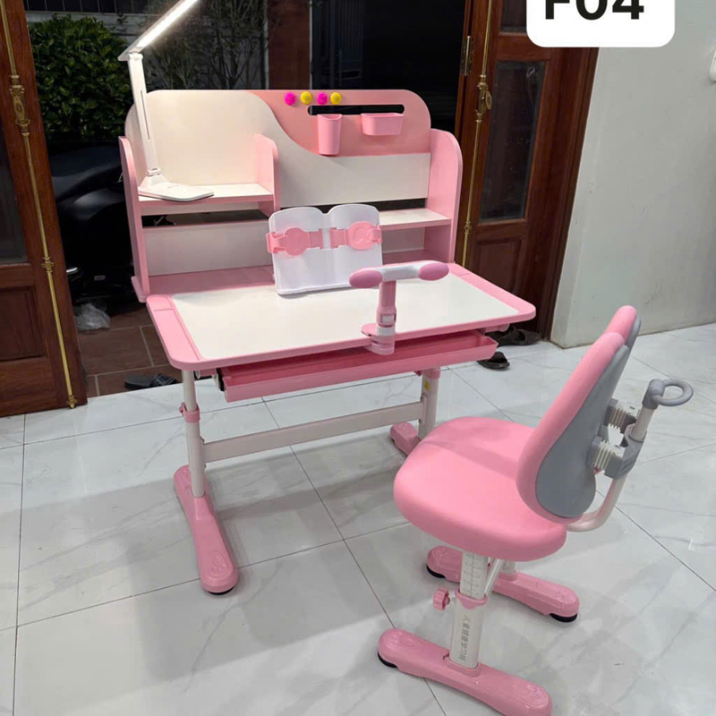 Bộ bàn học cho bé có giá sách F04 nâng hạ tay quay cao cấp, giá tốt BH457