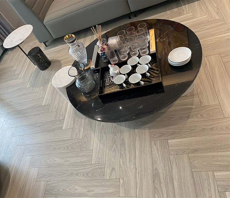 Bàn trà sofa 2 trụ đá nguyên khối liên kết bằng một đường cắt nghệ thuật BT628