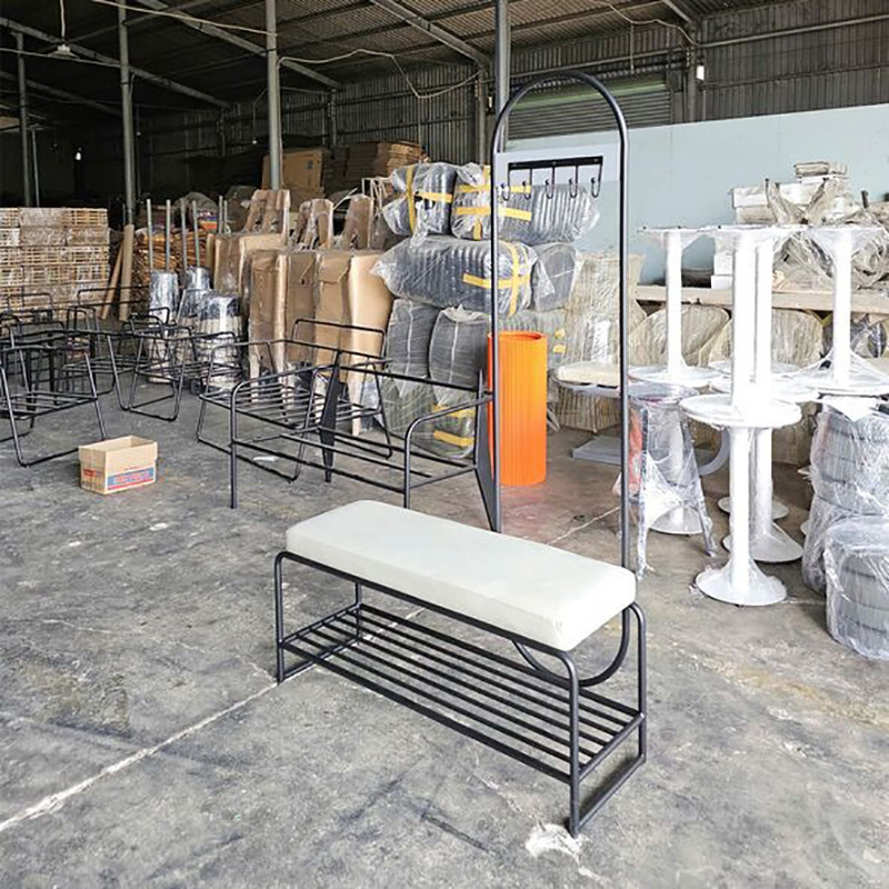 Ghế giày khung sắt bọc nệm có giá treo đồ TG028