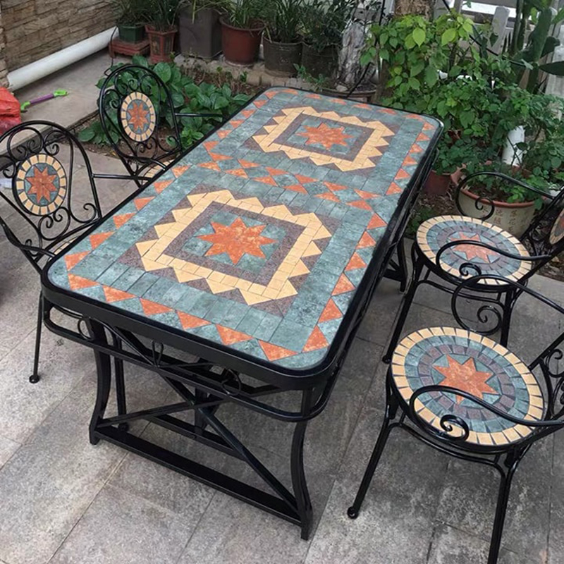 Bộ bàn ghế phong cách Mosaic ghép đá bề mặt cho sân vườn