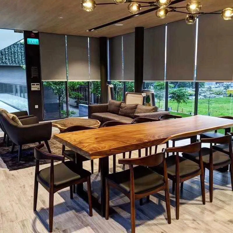 Bàn ghế nhà hàng bằng gỗ tự nhiên