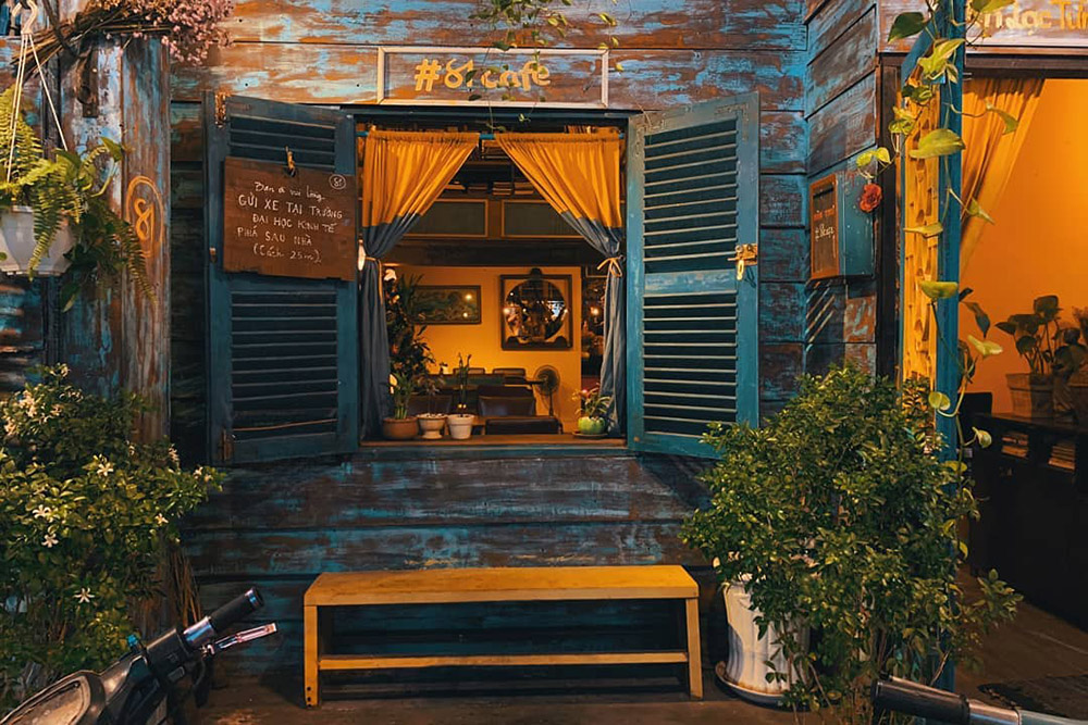 Gợi ý cách chọn bàn ghế cafe đẹp và phù hợp không gian Quán cafe đậm phong cách Vintage