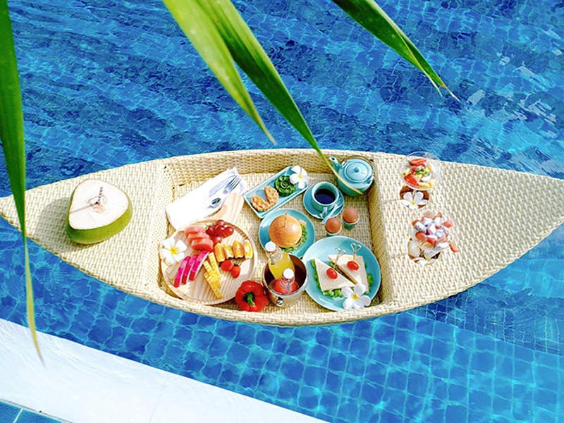 Top 10 Mẫu Khay Nổi Hồ Bơi Đẹp Được Resort Cao Cấp Ưa Chuộng