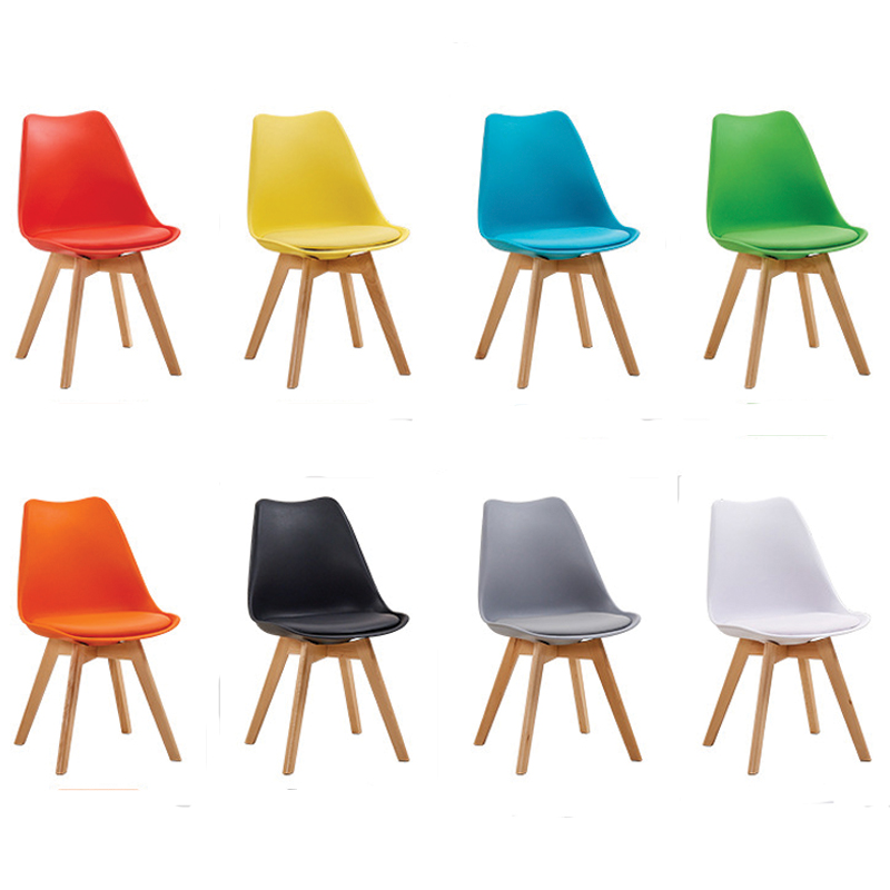 TOP 10+ Mẫu bàn ghế quán ăn vỉa hè nhỏ gọn, tiện lợi Ghế Eames chân gỗ GC658 – Phù hợp với quán ăn có phong cách riêng